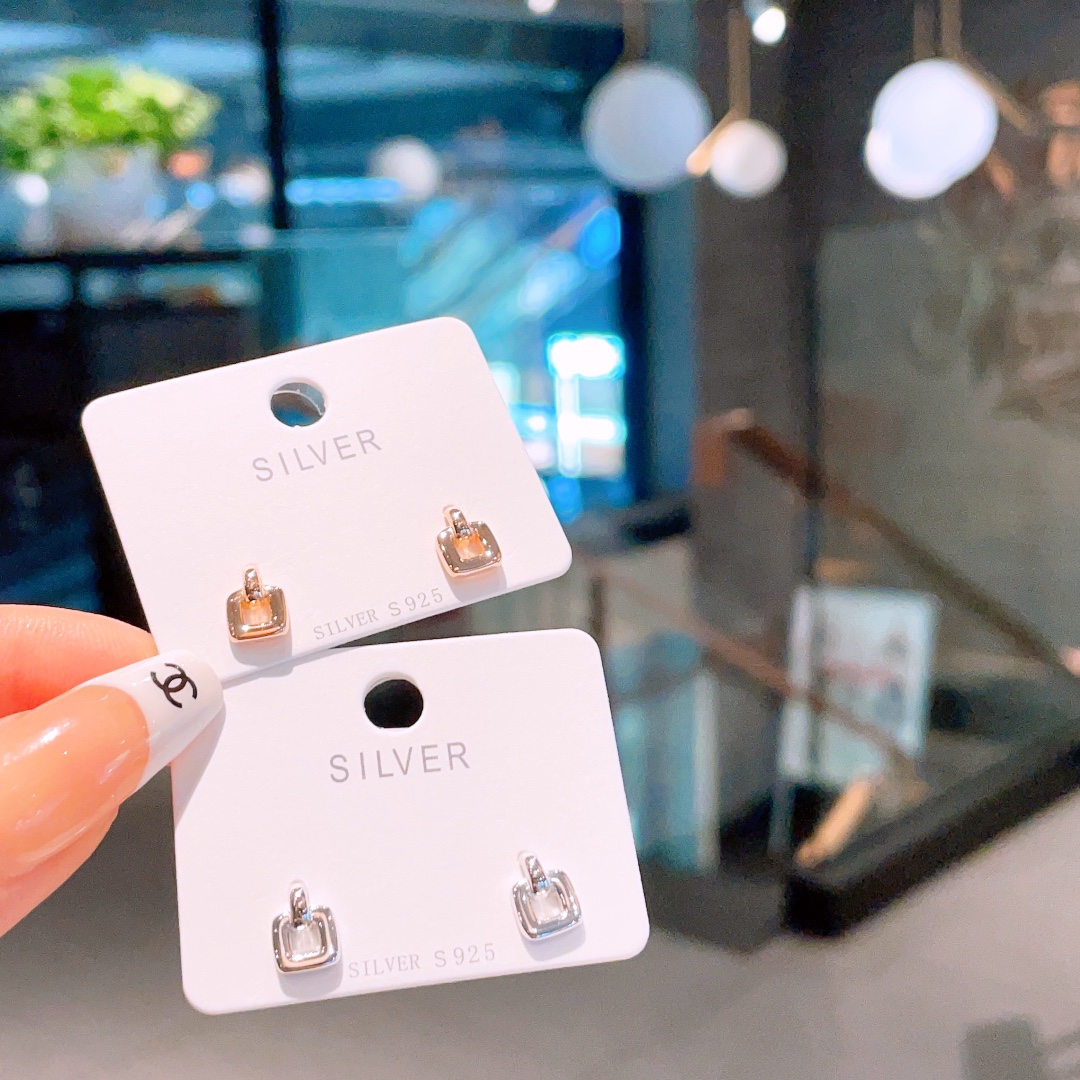 清純S925スターリングシルバーイヤリングシルバー 通勤