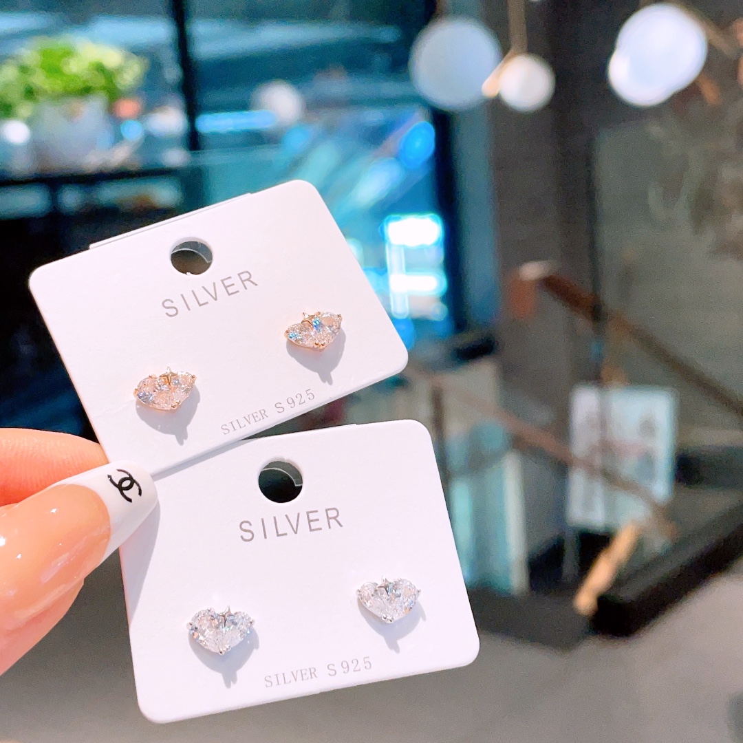 知性的低アレルギー銀イヤリングゴールド ギフト