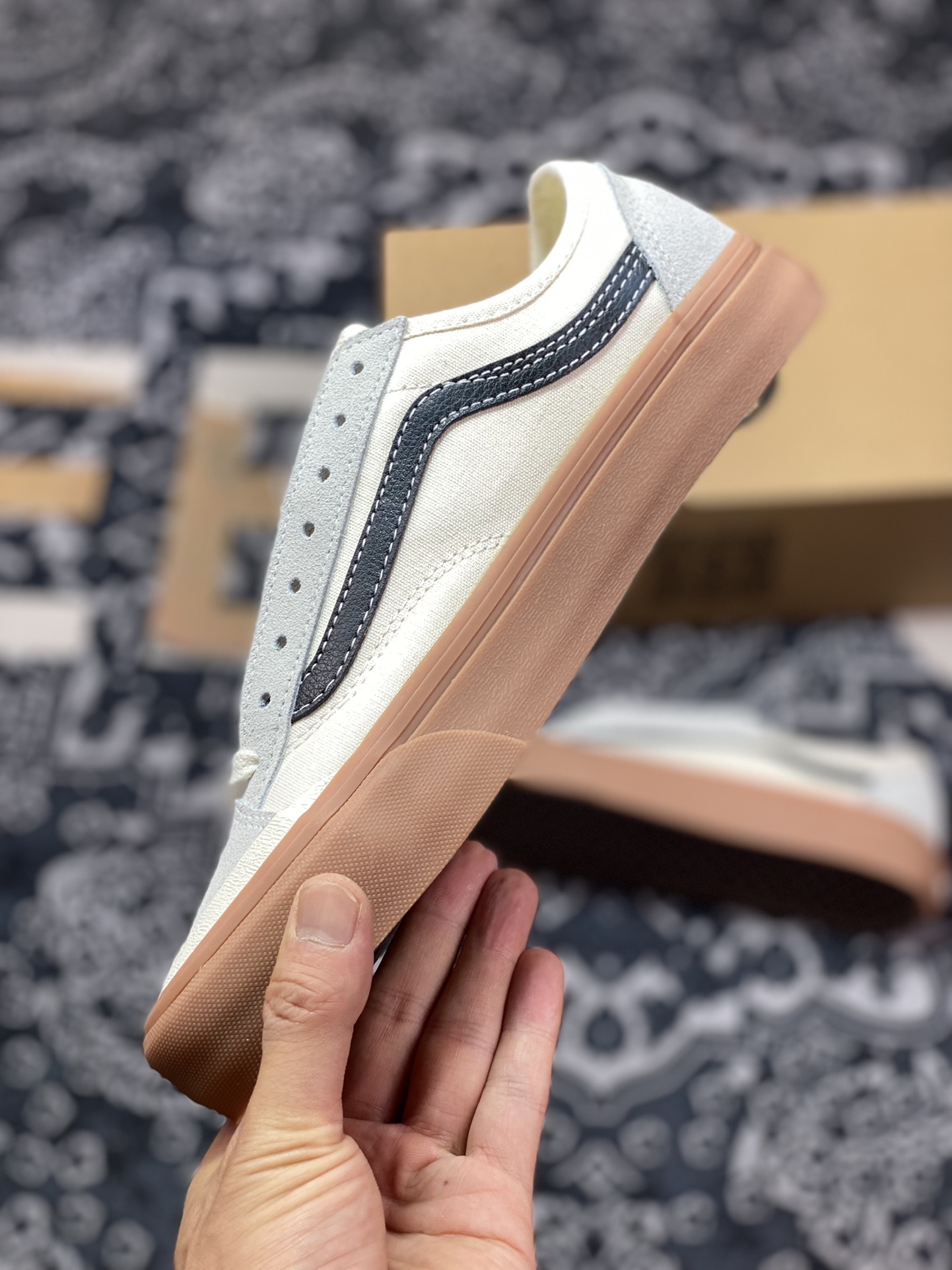 Vans Style 136 VR3 Off-White Rubber Outsole