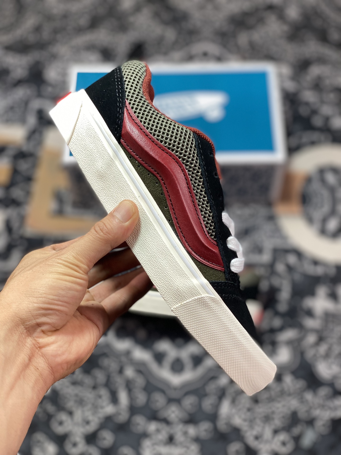 180 Vans Classics Knu Skool 面包鞋 2023肥胖版拼色系经典面包鞋