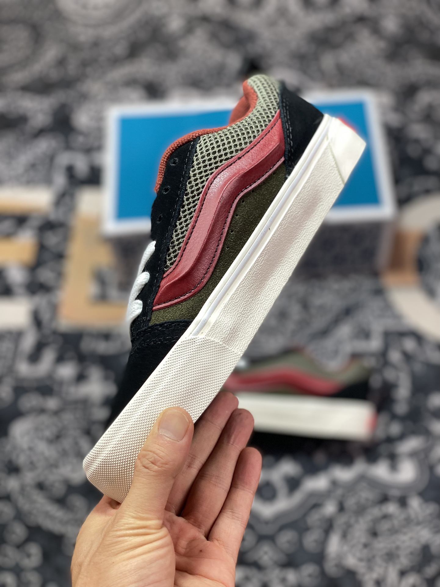 180 Vans Classics Knu Skool 面包鞋 2023肥胖版拼色系经典面包鞋