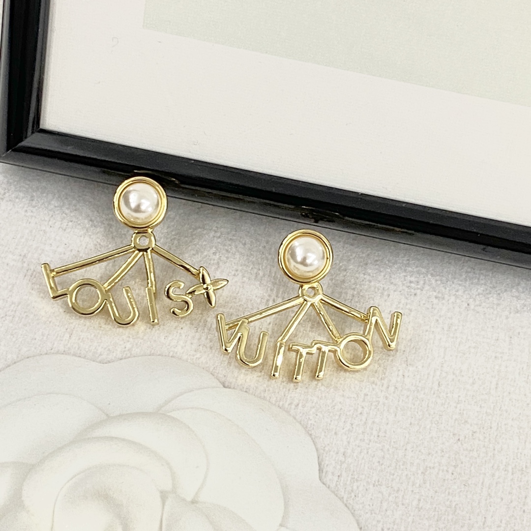 The Best Designer
 Louis Vuitton Jewelry Earring