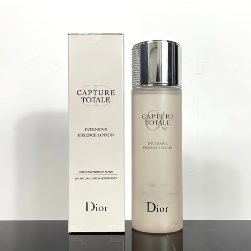 Dior Capture Totale Intensive Essence Lotion - Rejuvenating Skincare, 150ml 1 Dior Capture Totale Intensive Essence Lotion - Rejuvenating Skincare, 150ml