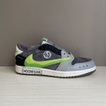 # Air Jordan 1 Retro High OG Insturial Hook Low, AJ1 Jordan 1st Generation AJ1 Joe 1 Reverse TOE. Najważniejszym wydarzeniem jest odwrócony szum z boku buta. Niewłaściwa wersja inspiracji pochodzi ze sklepu z sneakerami w Los Angeles, otrzymała specjalną parę niewłaściwej edycji do góry nogami, opracowując projekt wstecznego haczyka. Rozmiar: 36 36,5 37,5 38 38,5 39 40 40 42 42,5 44444,5 46 47,5 1 # Air Jordan 1 Retro High OG Insturial Hook Low, AJ1 Jordan 1st Generation AJ1 Joe 1 Reverse TOE. Najważniejszym wydarzeniem jest odwrócony szum z boku buta. Niewłaściwa wersja inspiracji pochodzi ze sklepu z sneakerami w Los Angeles, otrzymała specjalną parę niewłaściwej edycji do góry nogami, opracowując projekt wstecznego haczyka. Rozmiar: 36 36,5 37,5 38 38,5 39 40 40 42 42,5 44444,5 46 47,5