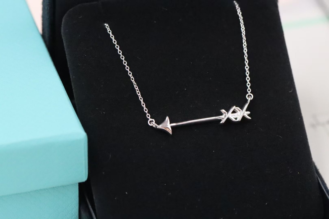 Tiffany & Co. Tiffany&Co. 爱‮之神‬箭 锁骨项链 925银