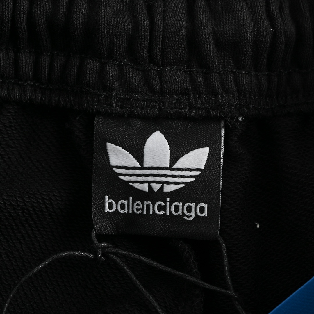 Balenciaga & Adidas 巴黎世家阿迪达斯联名走秀长裤