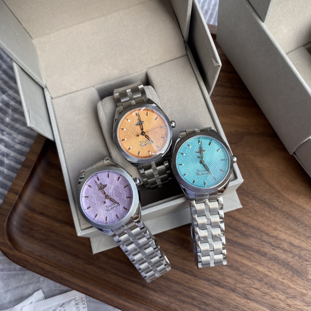 NO:157417,Queen Mother Citizen How many people have been looking forward to this Queen Mother Citizen like me. The colorful dial in candy color is too gorgeous. The inside of the dial is shining like countless shooting stars. The diameter of the watch is 37mm.19860909西太后 有多少人跟我一样一直在期待这一款西太后 糖果色的彩色表盘也太绚丽啦 表盘内部闪闪发光似有无数的流星 表径37mm,,Watch