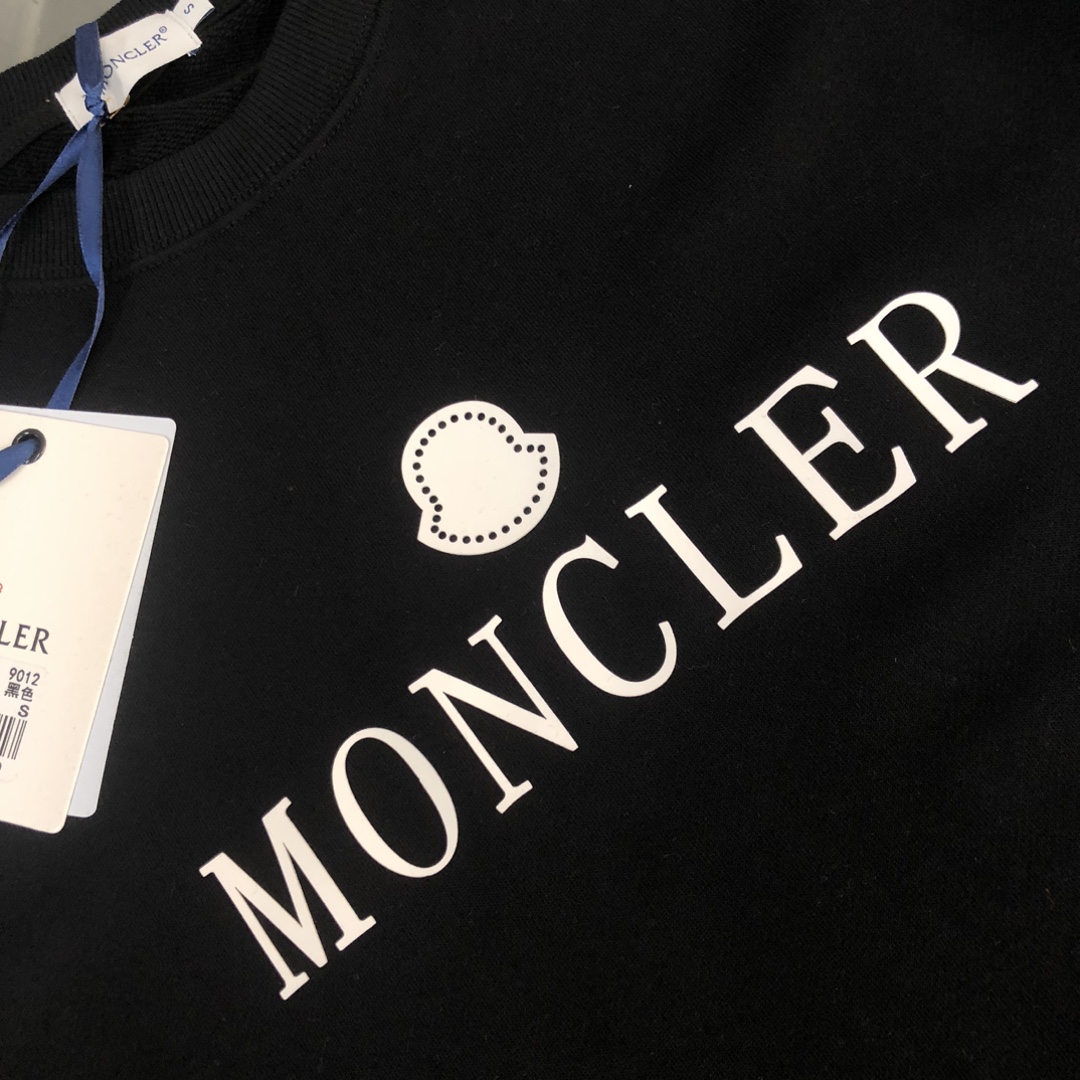 爆款现货MONCLER蒙口大爆款最新款卫衣胸前品牌logo印花独家发售！实拍印花细节透气无手感️秋冬长袖