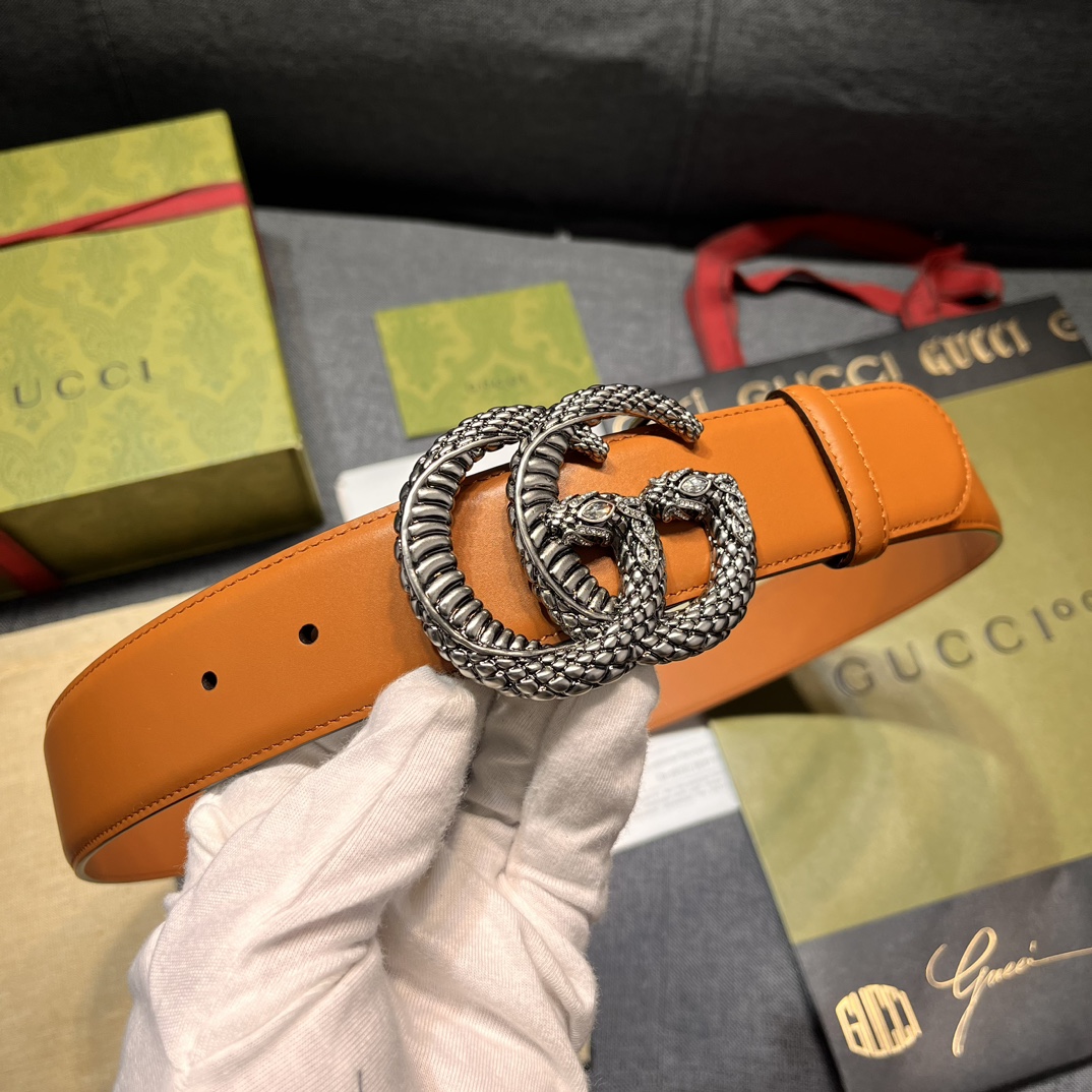   古奇 宽4.0cm  新款 在为Gucci美学风格不断注入新灵感的盎然花园中，各种动物图案不断充盈繁