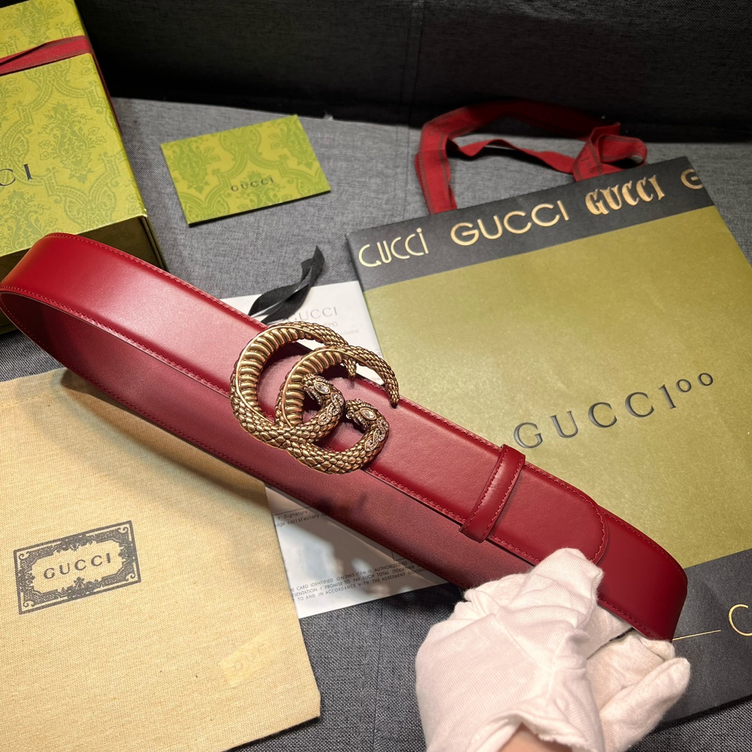   古奇 宽4.0cm  新款 在为Gucci美学风格不断注入新灵感的盎然花园中，各种动物图案不断充盈繁