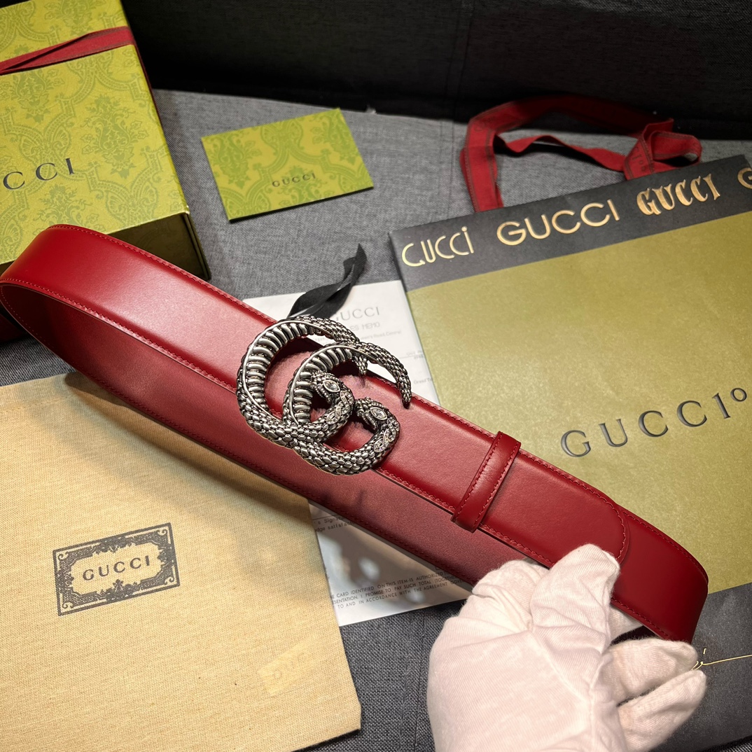   古奇 宽4.0cm  新款 在为Gucci美学风格不断注入新灵感的盎然花园中，各种动物图案不断充盈繁