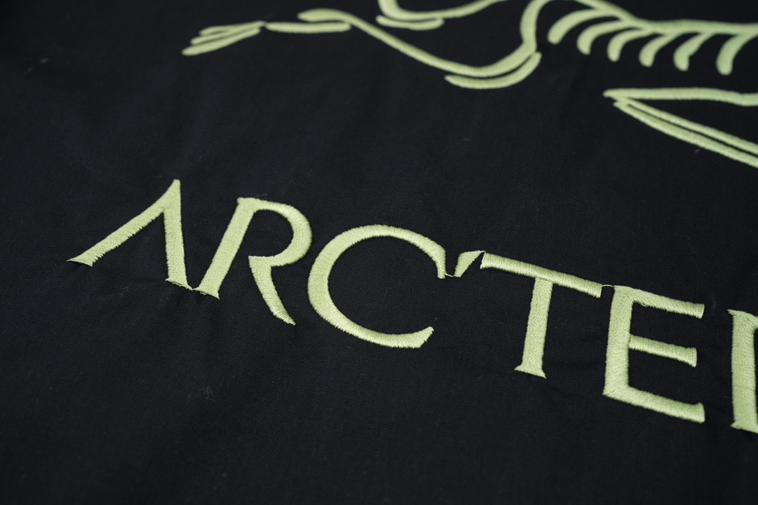 CJCR Apparel: Customized Leisure Shirt with Embroidered Logo, Various Sizes and Colors - 图片 7