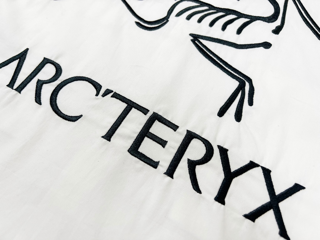 CJCR Embroidered Leisure Shirt: Original Prototypes, Customizations, High Quality, Unisex, Various Sizes - 图片 6
