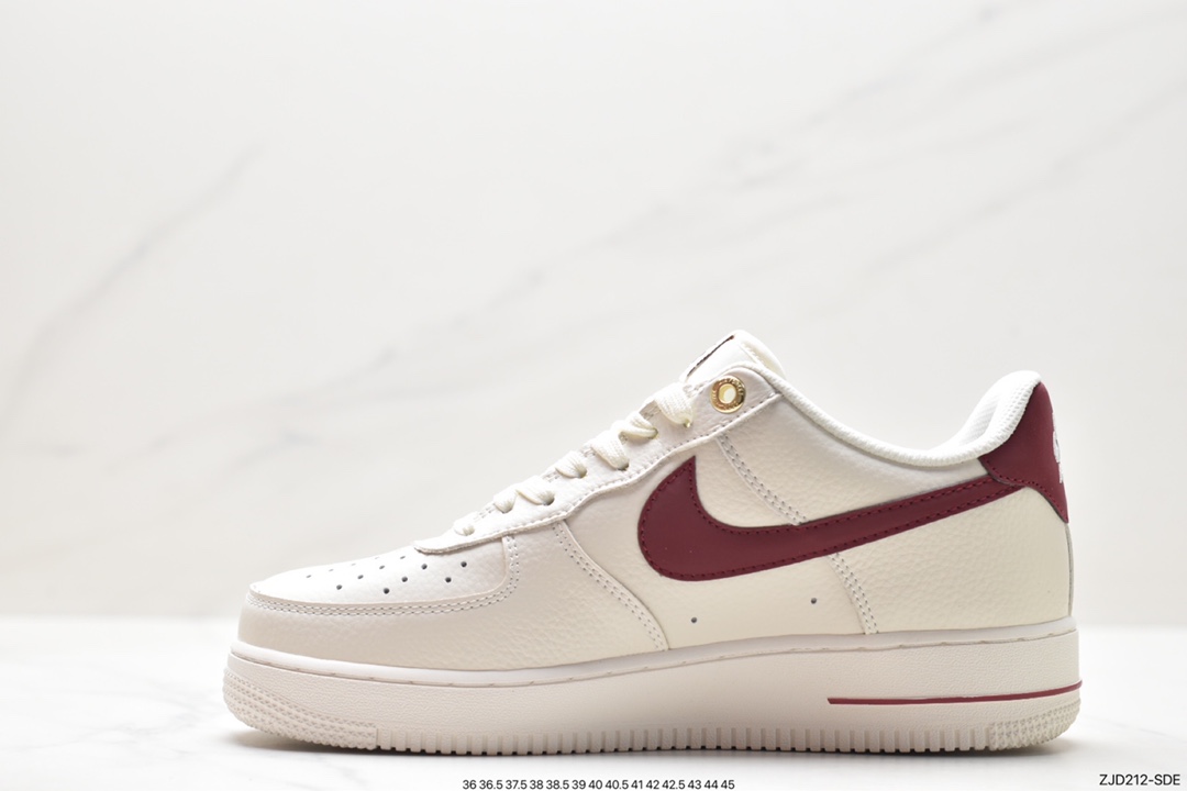 240 耐克Nike Air Force 1 Low 空军一号低帮百搭休闲运动板鞋 MK0621-911