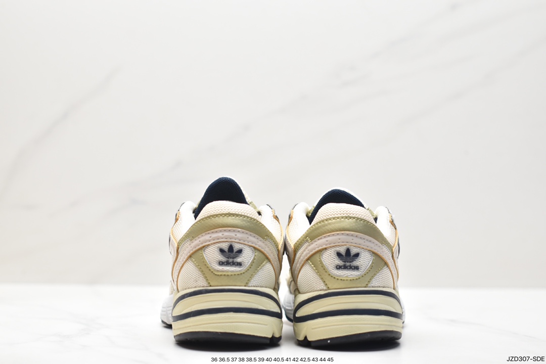 Originals Astir”Cclear brown/white/Gold metallic” running shoes GZ3571