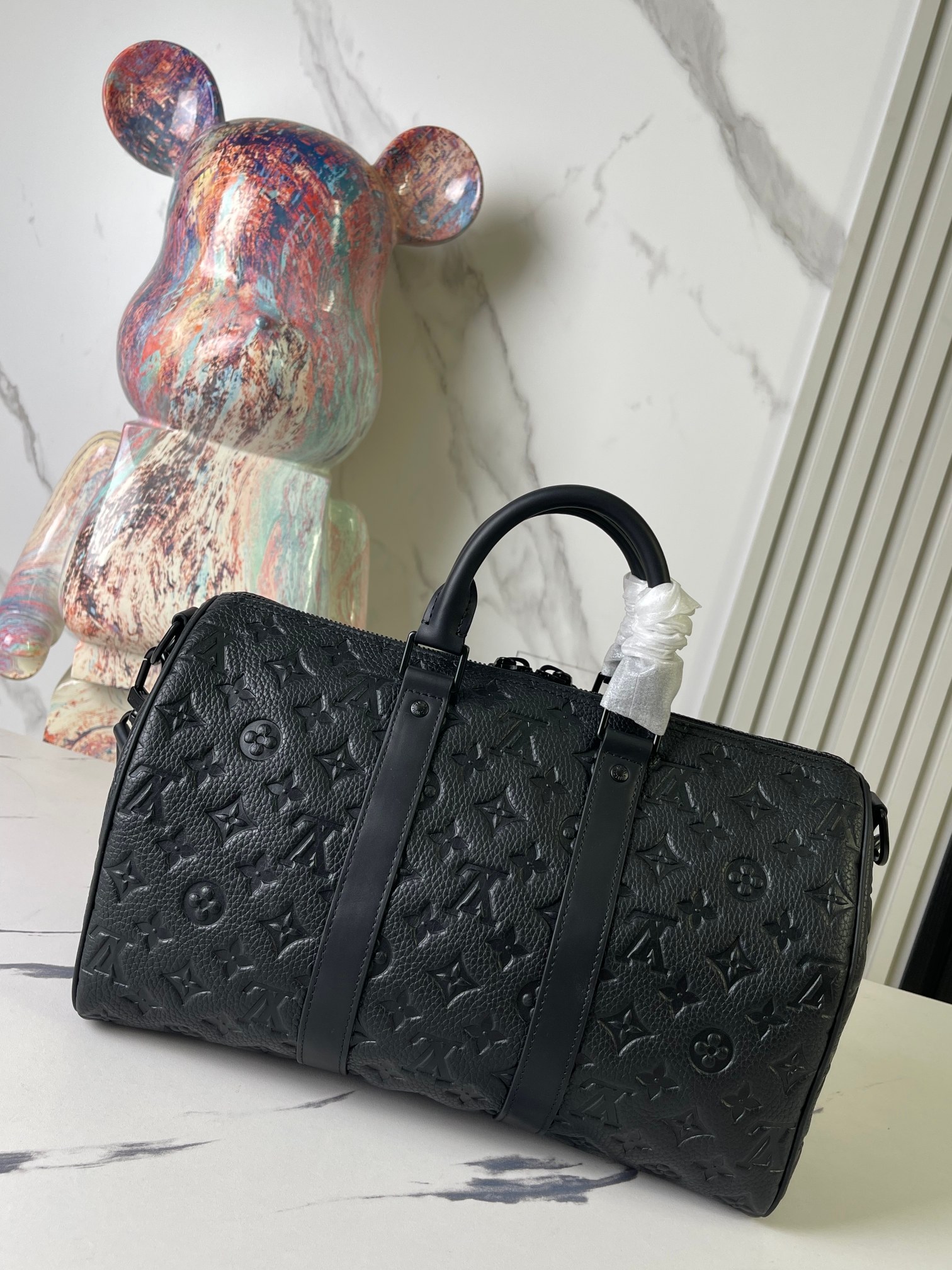 顶级原单独家实拍M22765黑色全皮旅行袋系列KeePall35旅行袋为MonogramShadow皮革
