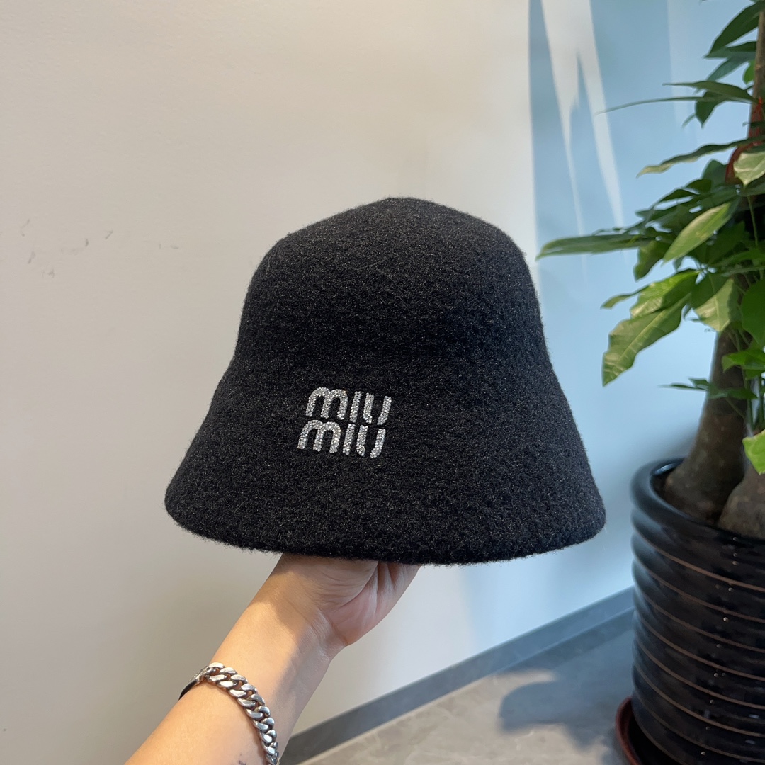 미우미우 모자 81124 Miu Miu Cap