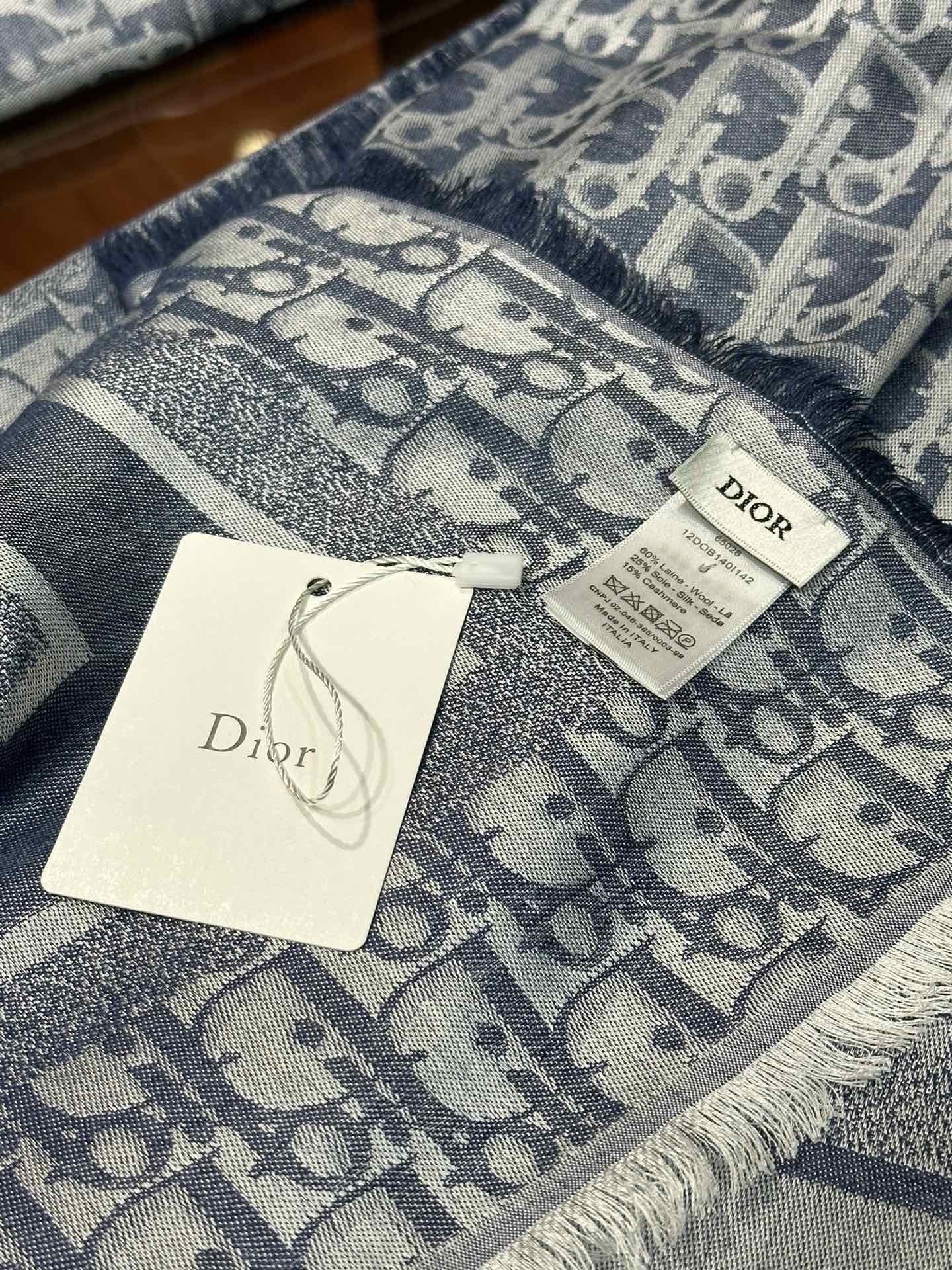 新✨✨😘👍Do最最新的专柜主打款【Do标志条形图案140】 💟 度假及日常都非常好搭配的款😍订单私流 】