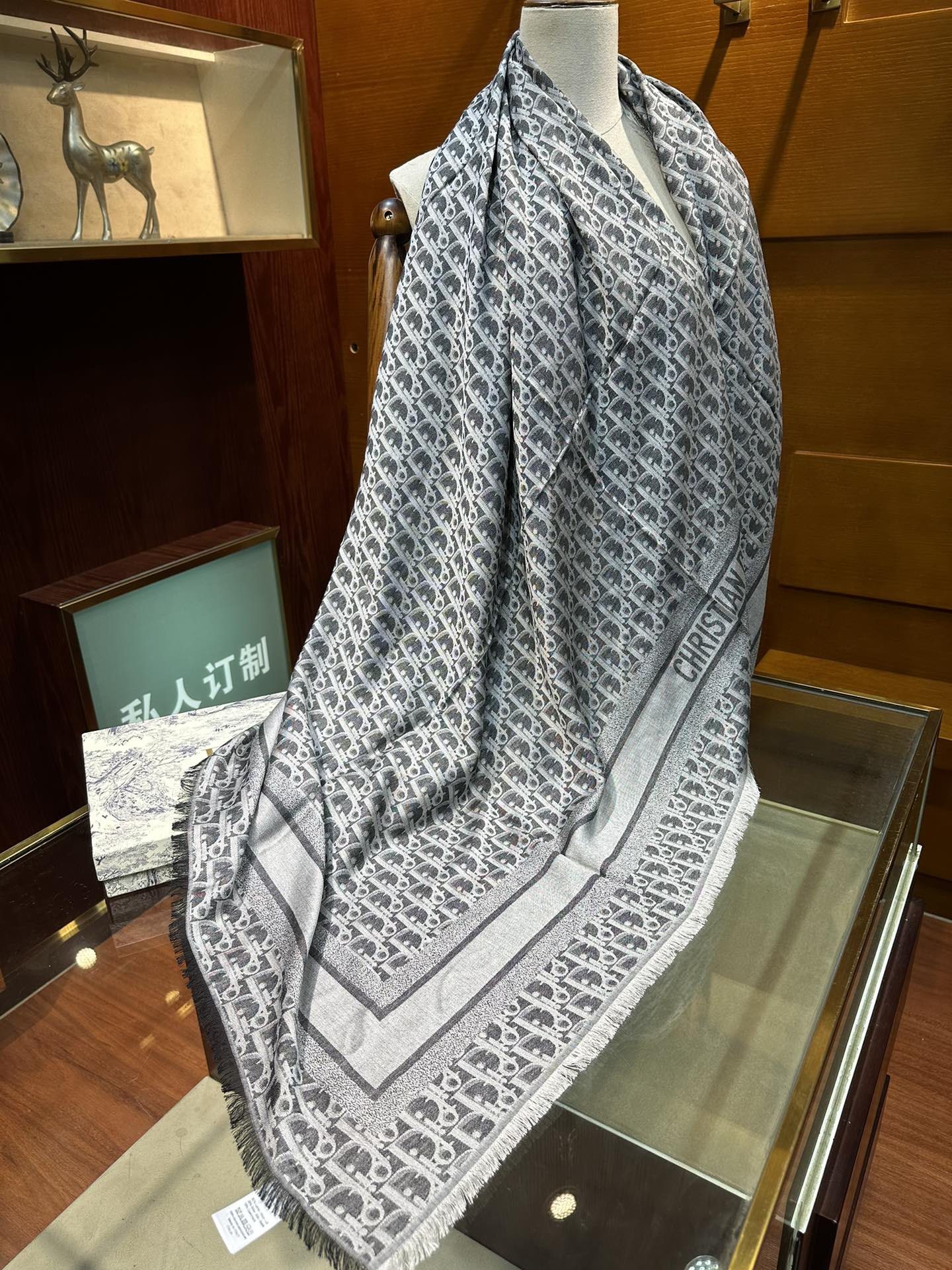 新✨✨😘👍Do最最新的专柜主打款【Do标志条形图案140】 💟 度假及日常都非常好搭配的款😍订单私流 】