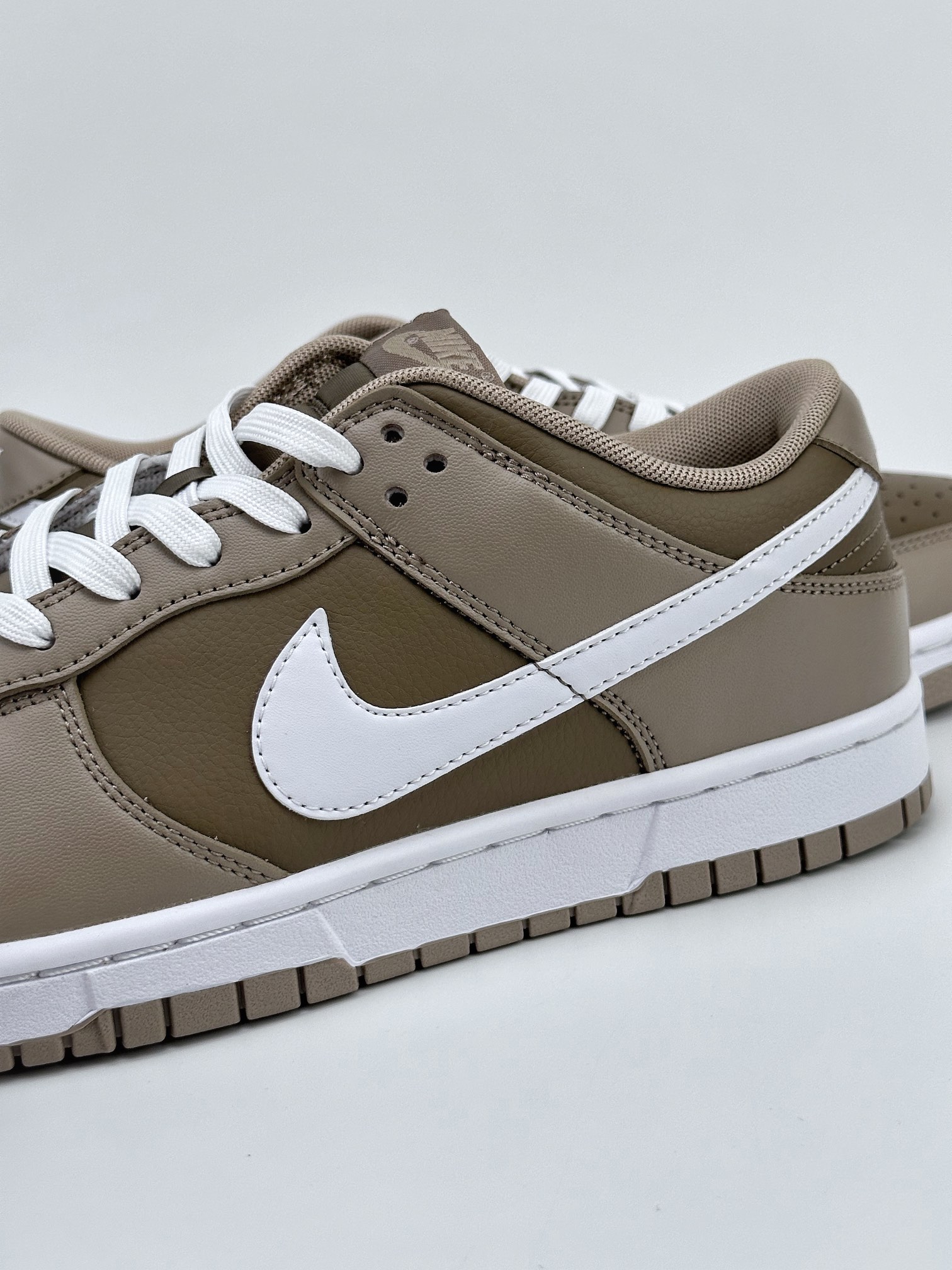 NIKE SB Dunk Low ”judge grey”卡其棕 DJ6188-200