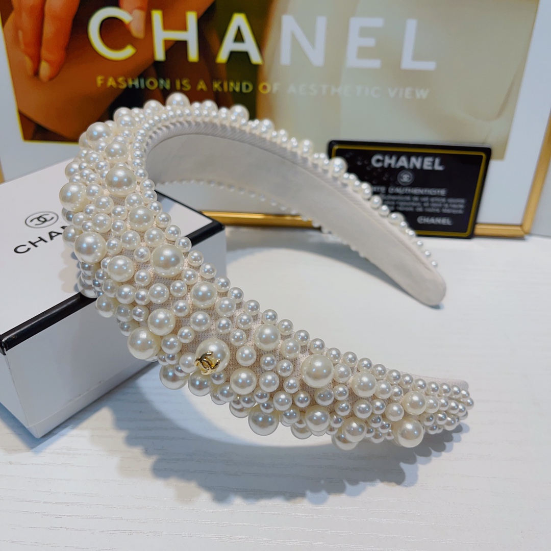 NO:282886,55 Chanel Xiaoxiang Chanel hairband Heavy industry pearl light luxury style hairband Daily exquisite items A must-have item for a versatile little fairy with a celebrity style ~ Treasure style Close eyes and recommend (single) hairpins, hairpins, chanel, hairpins1986090955 Chanel小香 Chanel发箍 重工款珍珠轻奢风发箍 日常精致小单品 气质百搭小仙女必入单品 名媛风十足～宝藏款 闭眼入推荐款（单个）发夹,发夹,chanel,hairpins,accessory