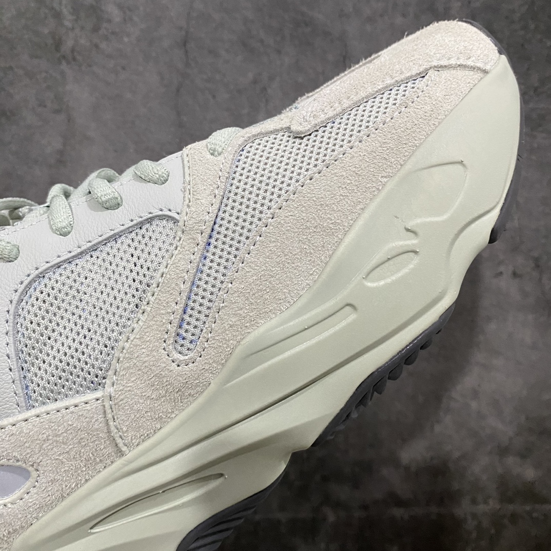 LW version Yeezy 700 Salt EG7487