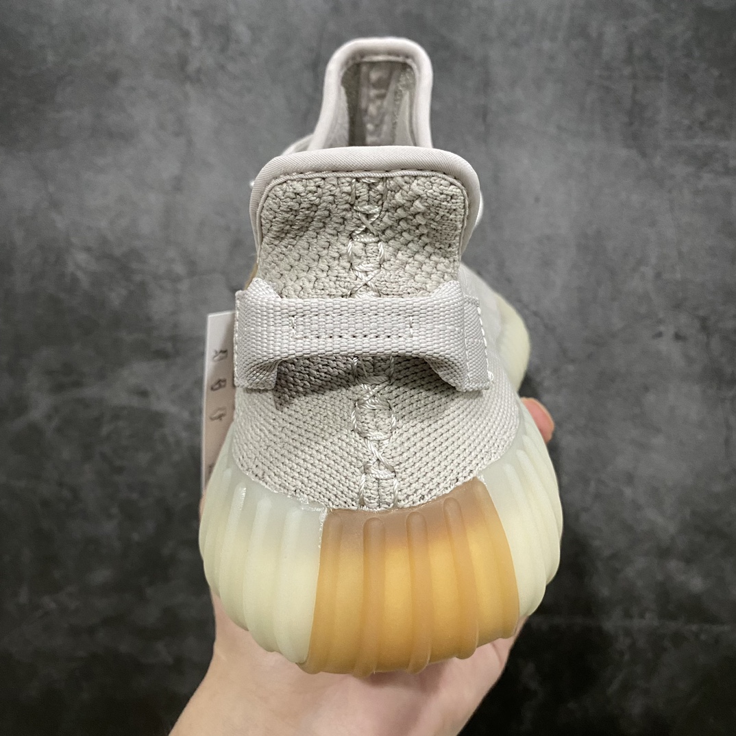 LW version Yeezy350 V2 Sesame F99710