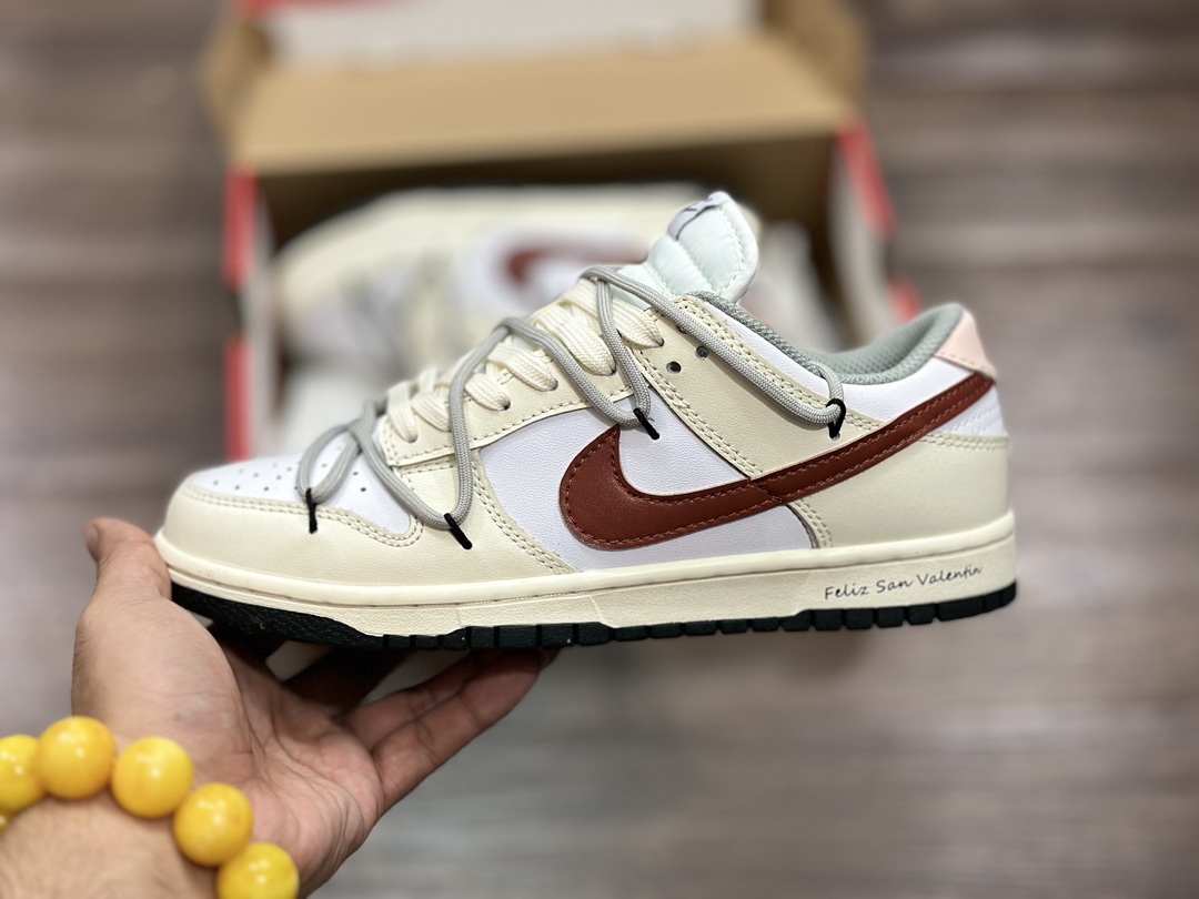 NIKE SB Dunk Low 绑带 低帮休闲运动鞋 DD1503-117