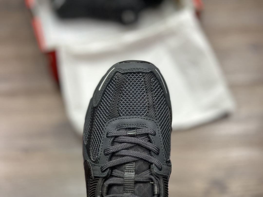 Nike Zoom Vomero 5 网面透气复古 休闲鞋 BV1358-002