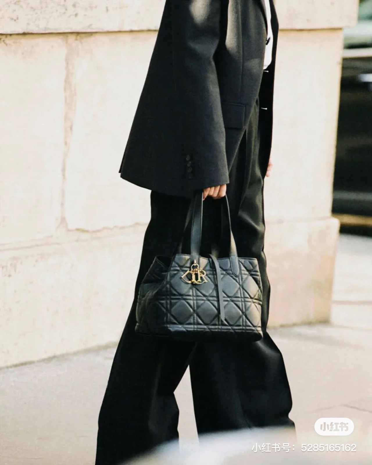 Advanced upper body picture Dior Toujours black cowhide with oversized cannage pattern and topstitching, so beautiful
