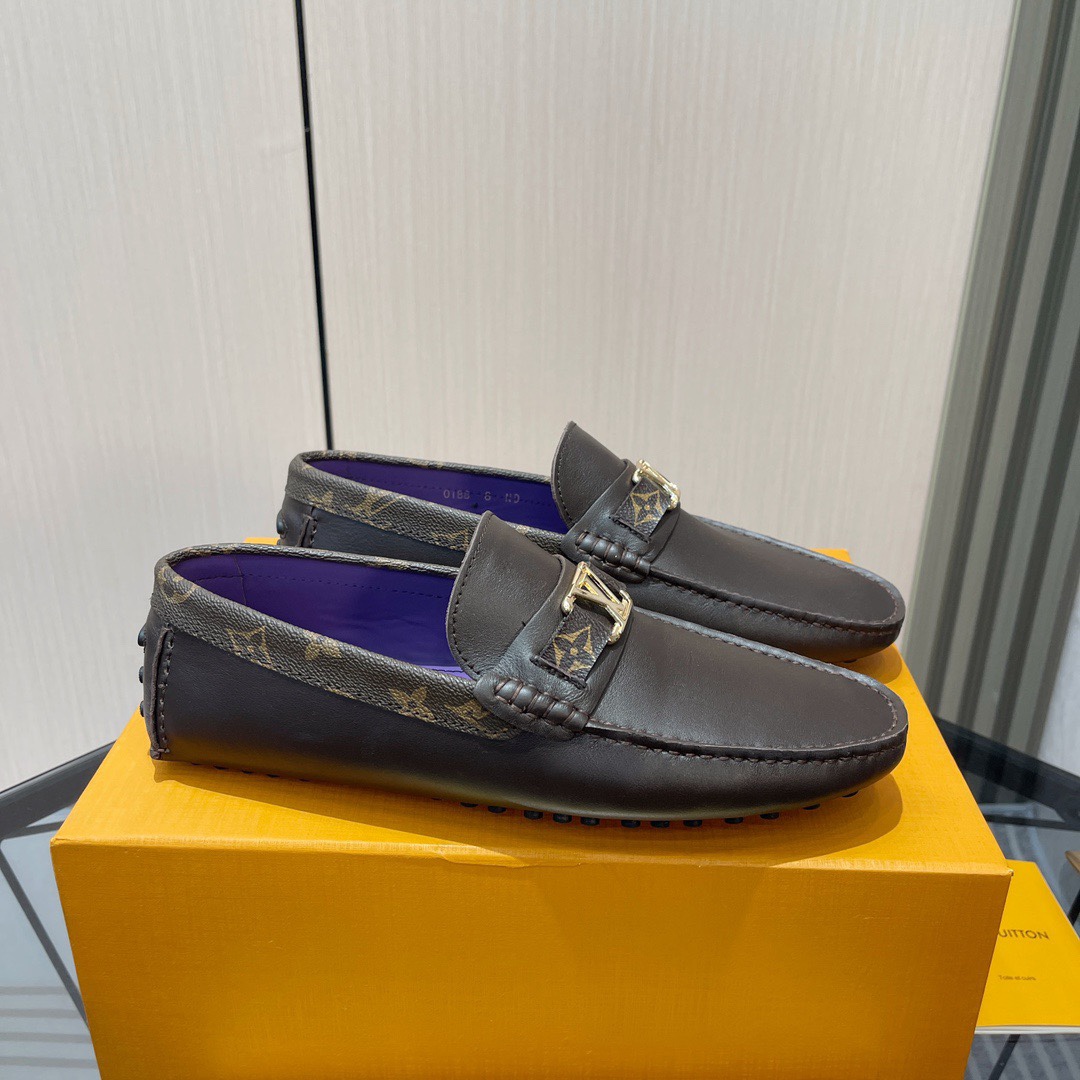 Louis Vuitton Schoenen Moccasin Koeienhuid Rubber