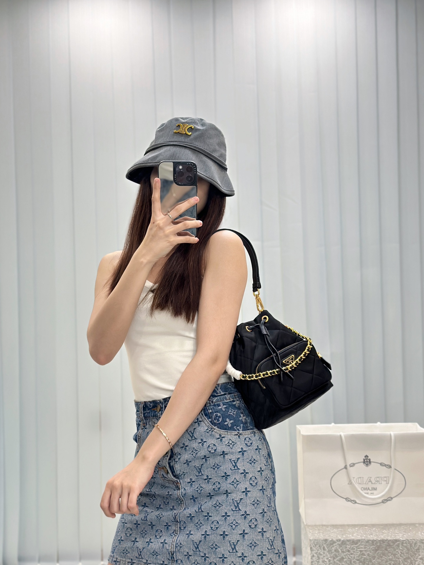 NO:391382,Take pictures of the upper body, Prada [top original list], prada19860909随拍上身图,普拉达【顶级原单】,prada,Bag