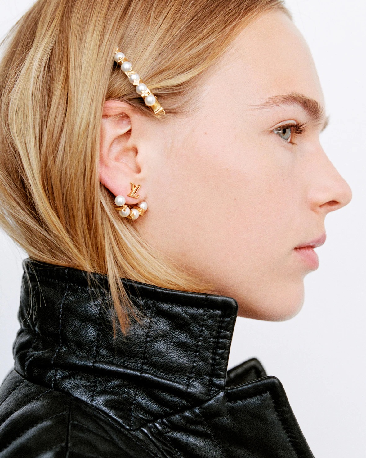 NO:634140,Paintings drawn by L 213564, Cardia high-end accessories19860909L画的画 213564,,卡迪亚高端饰品,Jewelry