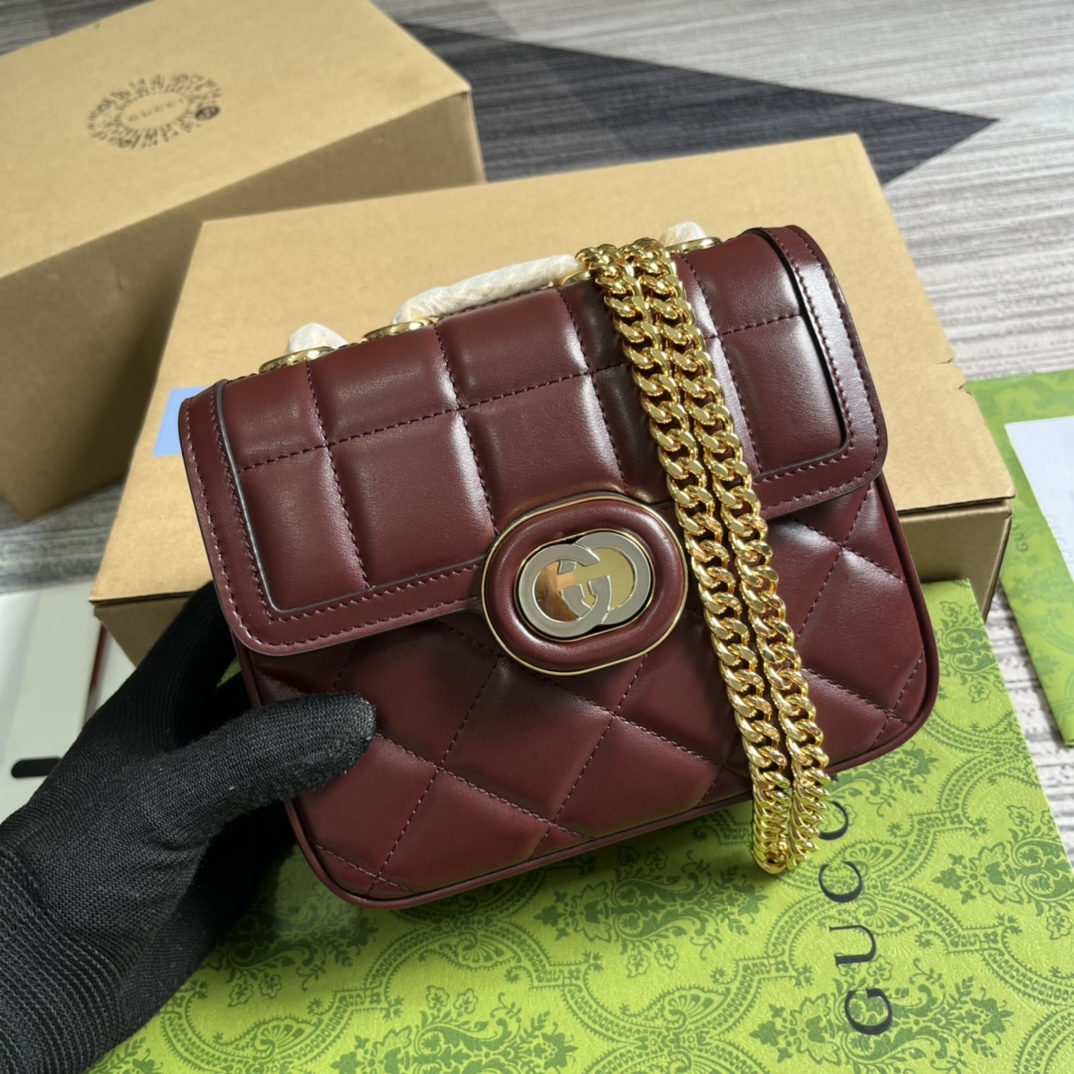 配全套包装️GucciDeco系列mini肩背包Gucci不断拓展自身视野以全新手法焕新演绎经典廓形和精