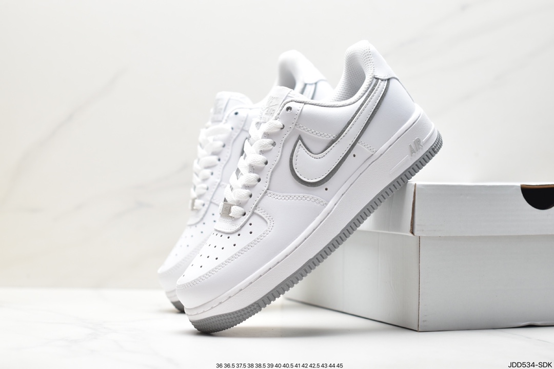 耐克Nike Air Force 1 Low 空军一号低帮百搭休闲运动板鞋 DX5805-100