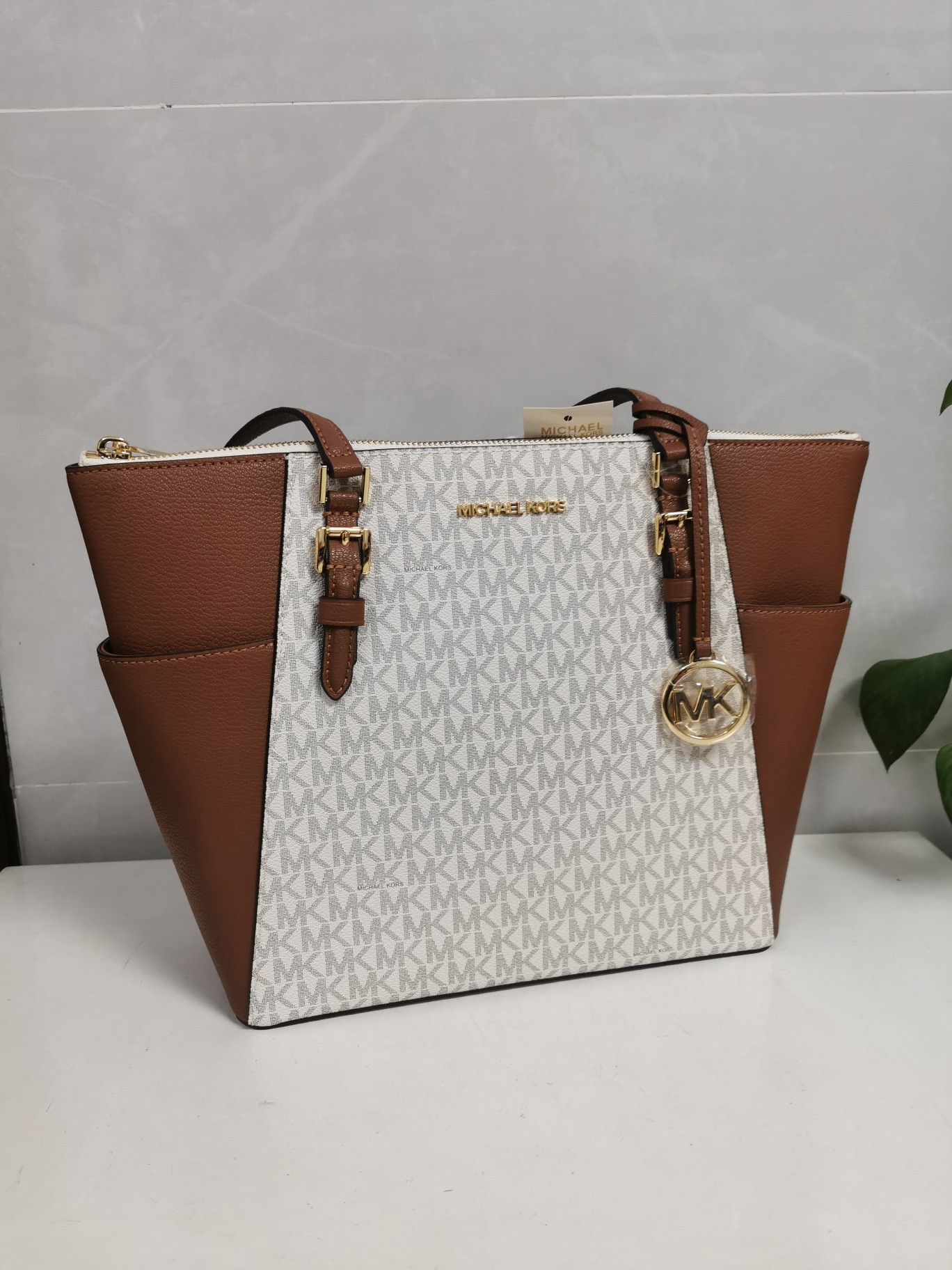 Michael Kors Mk 新款耳朵购物袋荔枝纹牛皮，托特包