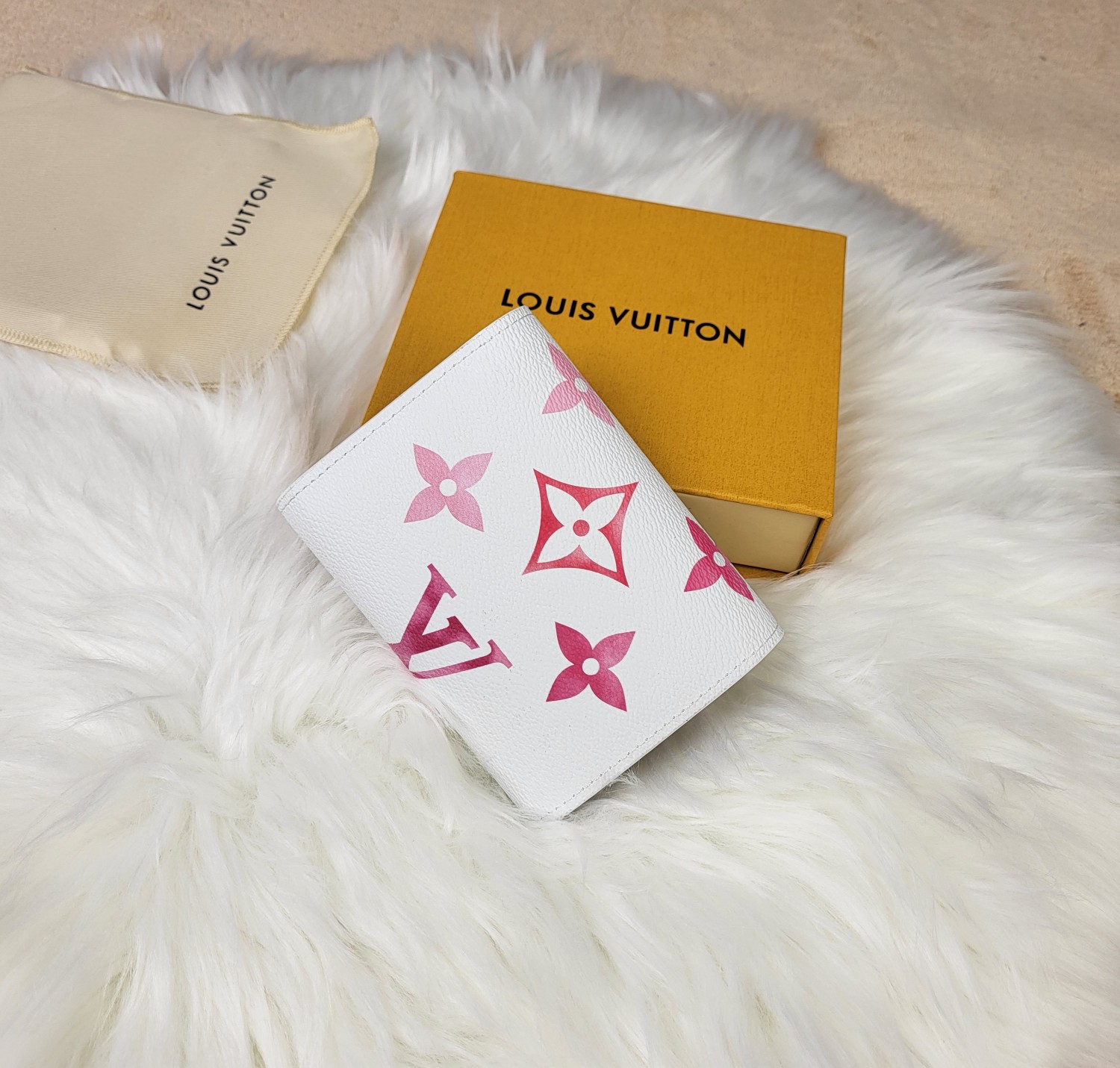 Monogram Victorine Wallet - Canvas Detail