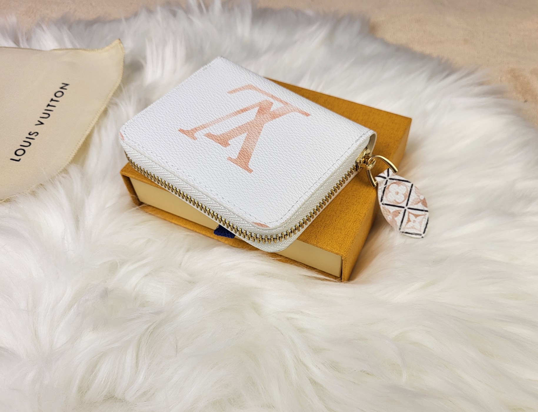 Resort Collection Zip Coin Purse - Interior Detail