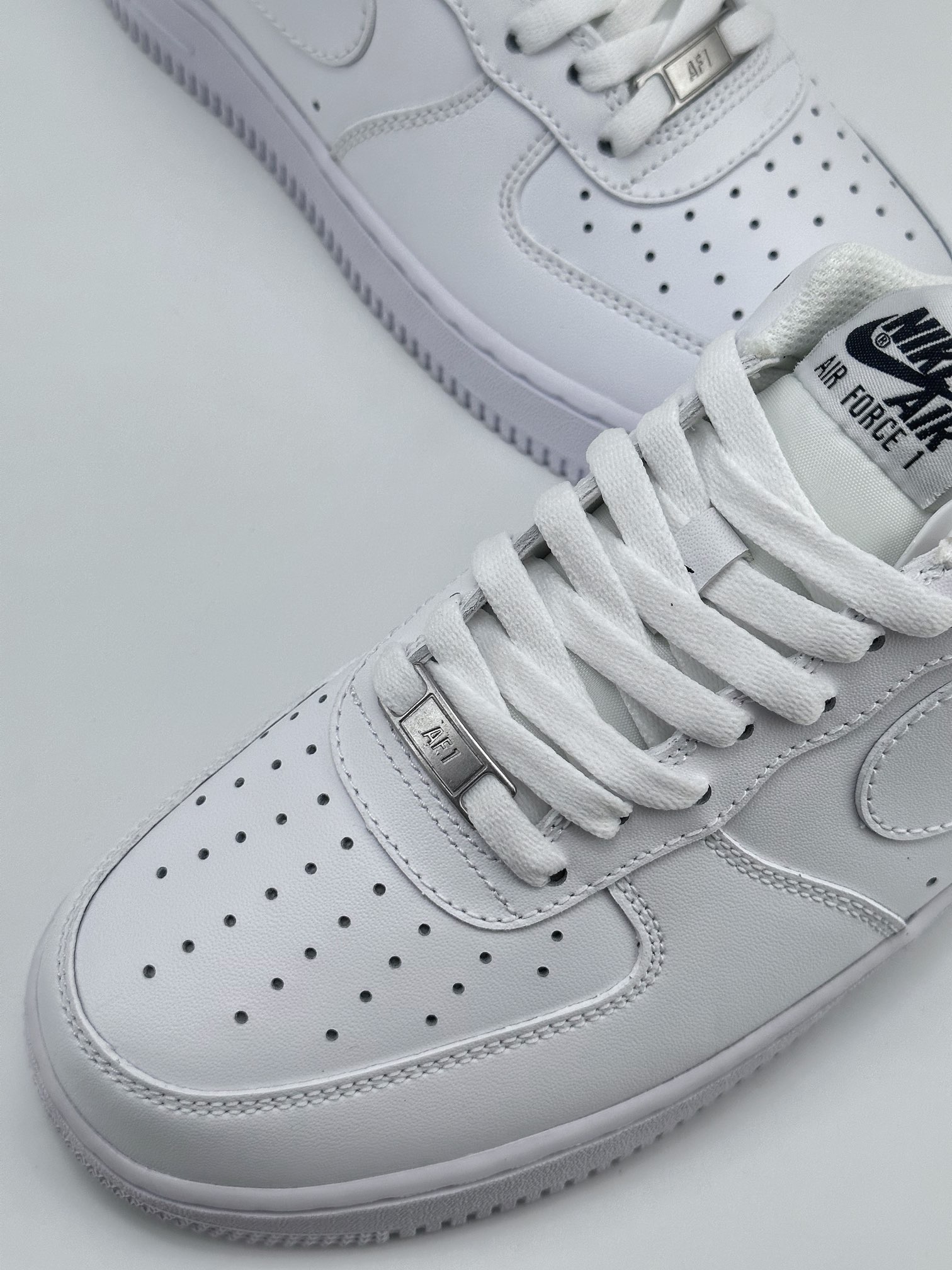 Nike Air Force 1 Low 07 FlyEase FD1146-100