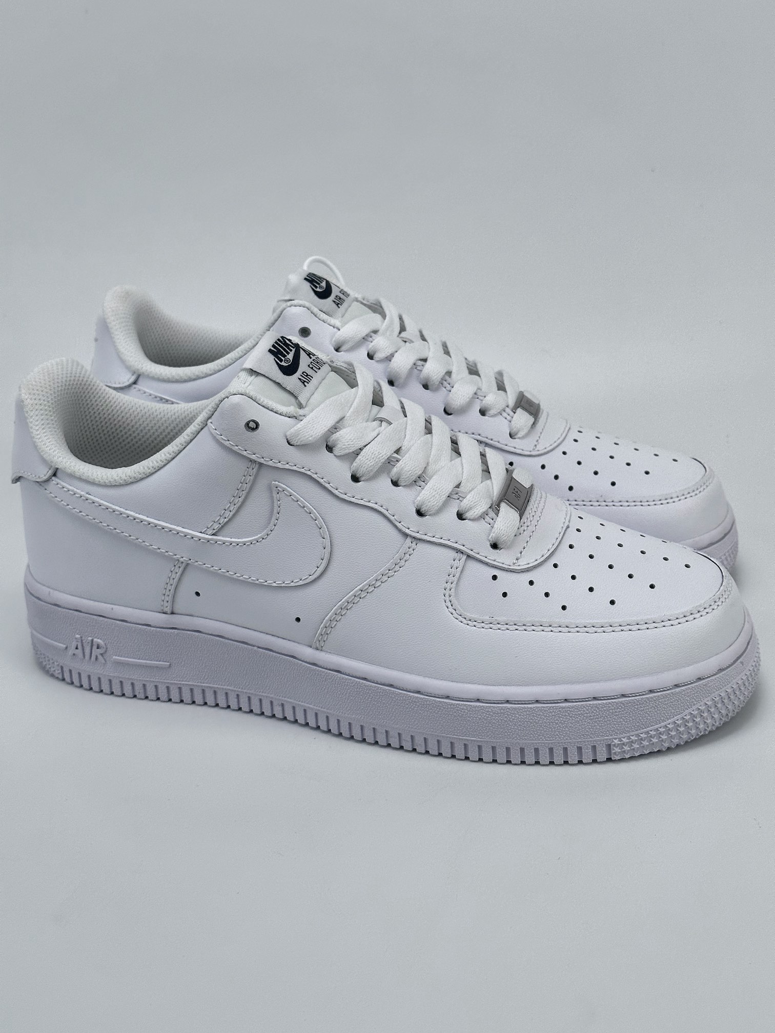 Nike Air Force 1 Low 07 FlyEase FD1146-100