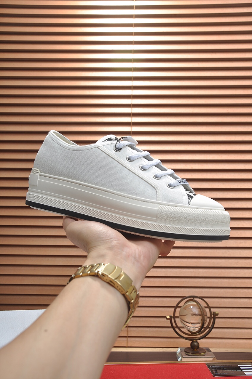 Dior Zapatos Calzado informal Blanco Bordado Universal para hombres y mujeres Mujeres Hombres Algodón Cuero de vaca Caucho Piel oveja Casual