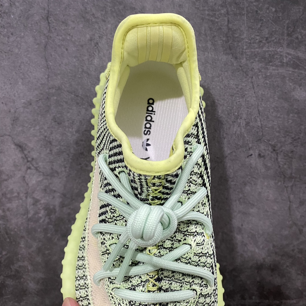 纯原Yeezy350V2夜光绿满天星