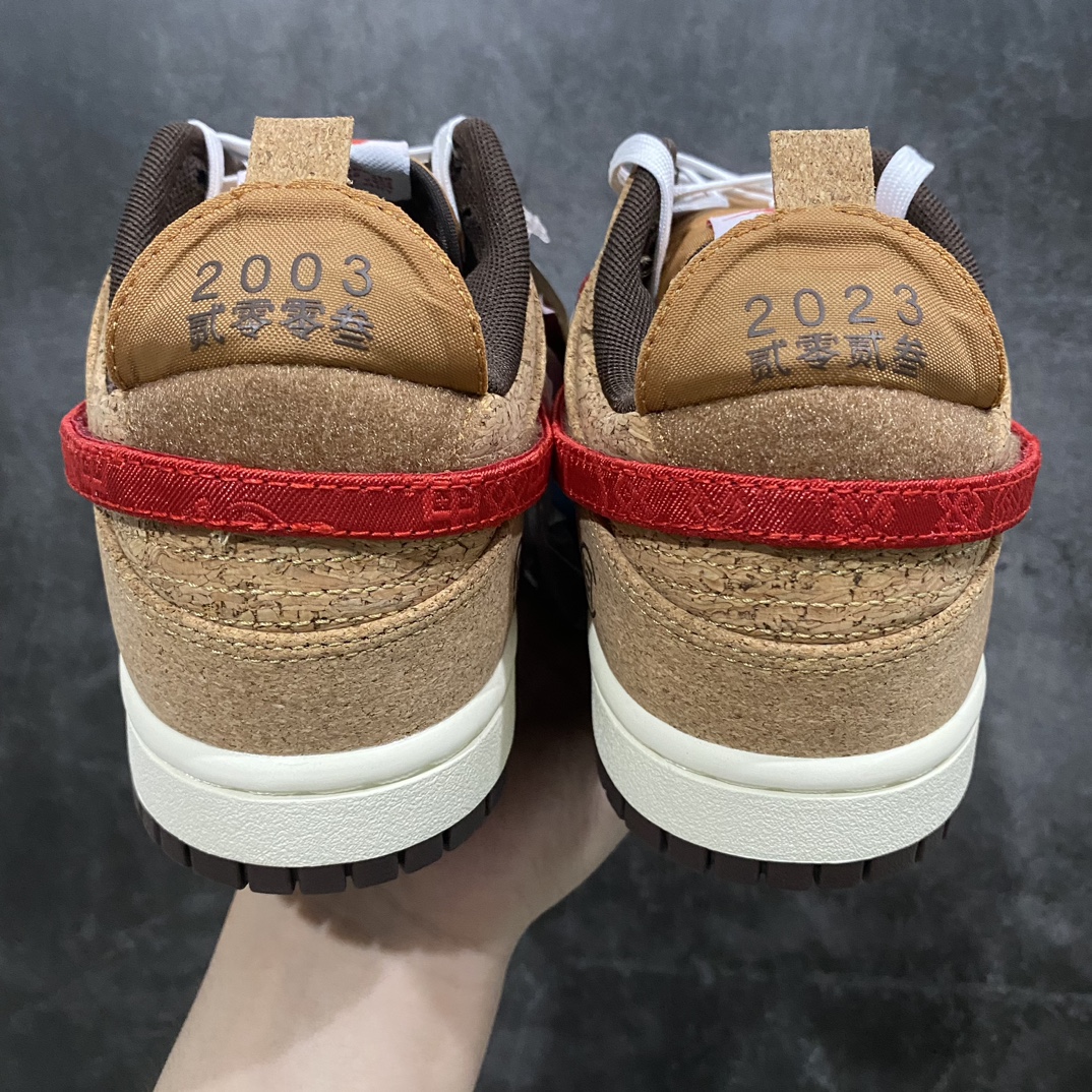 【M版纯原】CLOT x NIKE Dunk Low  SP CN Gcel“Cork”20周年 联名款 低帮 复古休闲 软木塞换勾板鞋 原鞋开发打造 细节无可挑剔n鞋型完美 清洁度无敌 所有细节均支持对比原版无差距n原厂软木屑面料 原鞋原楦头纸板开发原厂织唛标 全方位细节到位 货号: FN0317-121   尺码：40-47.5-莆田鞋批发中心