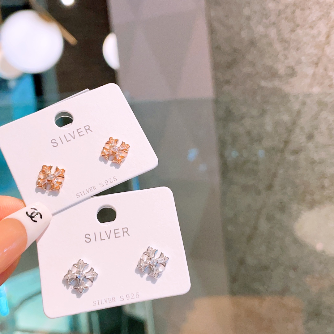 フレンチ低アレルギー銀イヤリングシルバー 母の誕生日