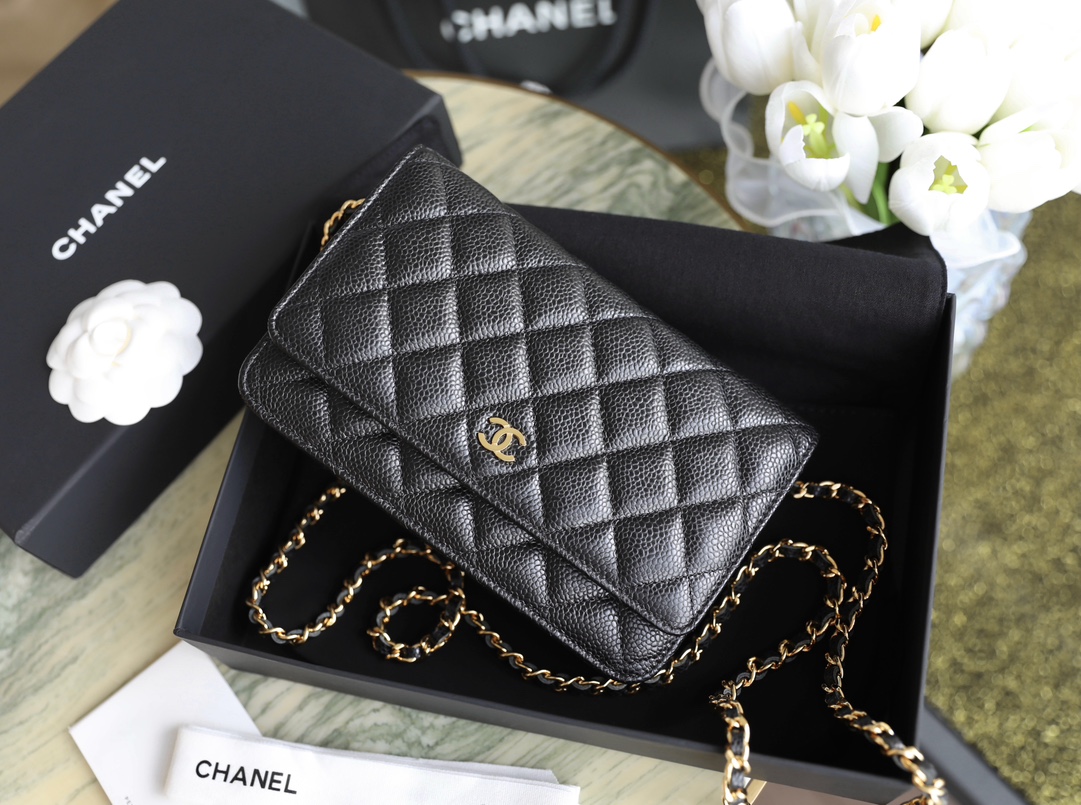 Buy First Copy Replica
 Chanel Crossbody & Shoulder Bags Black All Steel Chains