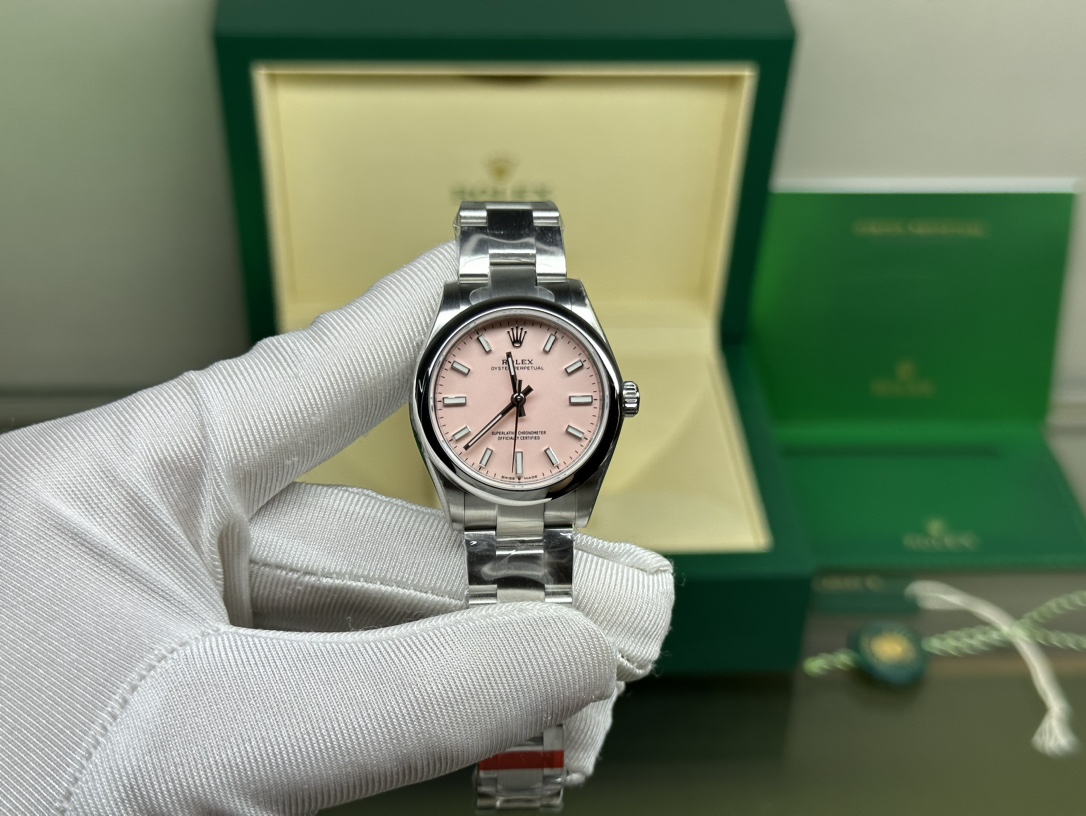NO:144042,Highly recommended model Naked Oyster Perpetual 31mm, especially beautiful nude pink dial, 904L stainless steel imported mechanical movement,19860909强烈推荐款 裸粉蚝式恒动31mm 特别唯美的裸粉色表盘 904L精钢材质 进口机械机芯,,Watch
