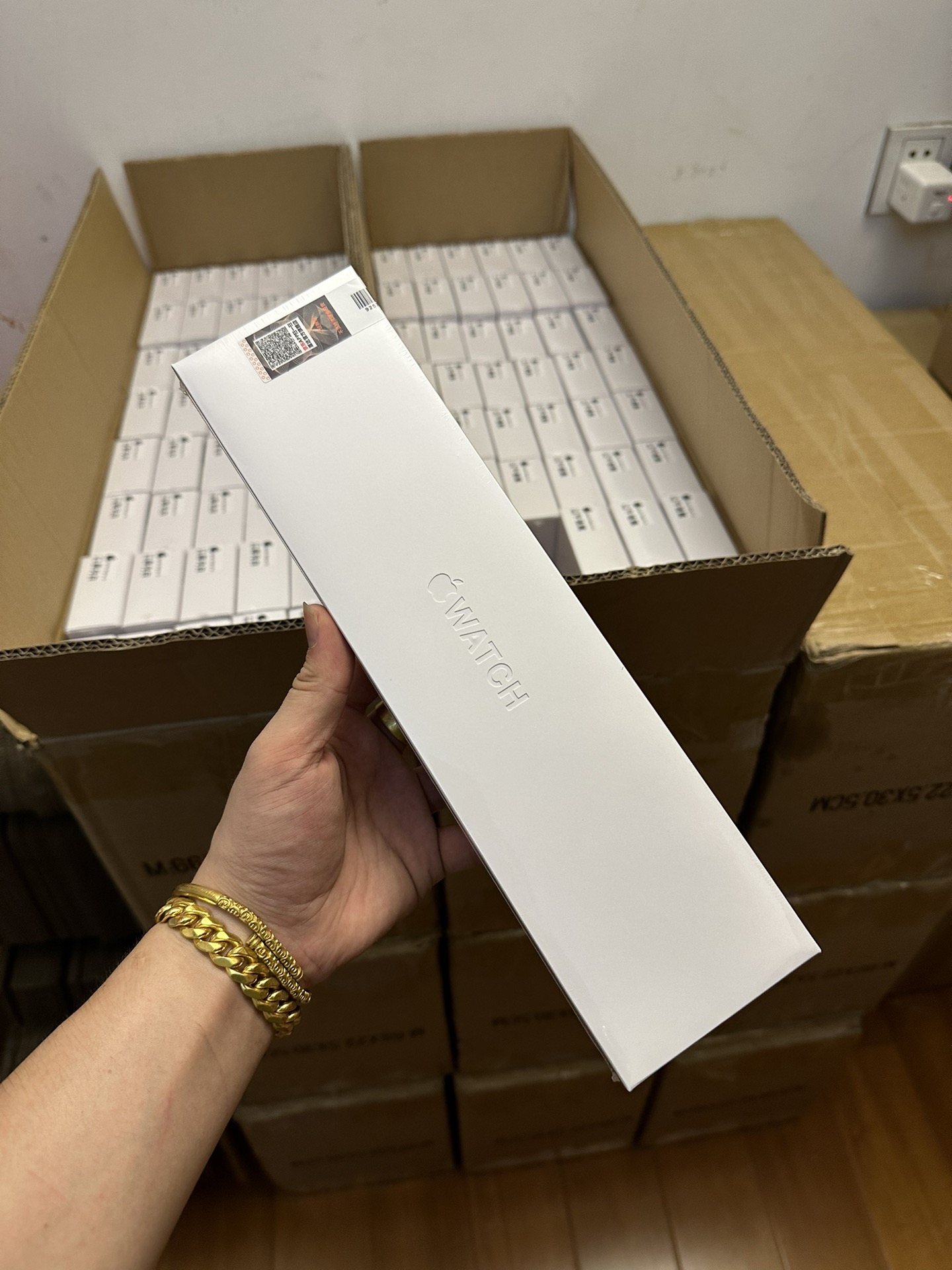 苹果8代手表 京东版1:1包装 带苹果logo 实拍请看相册 现货供应😊