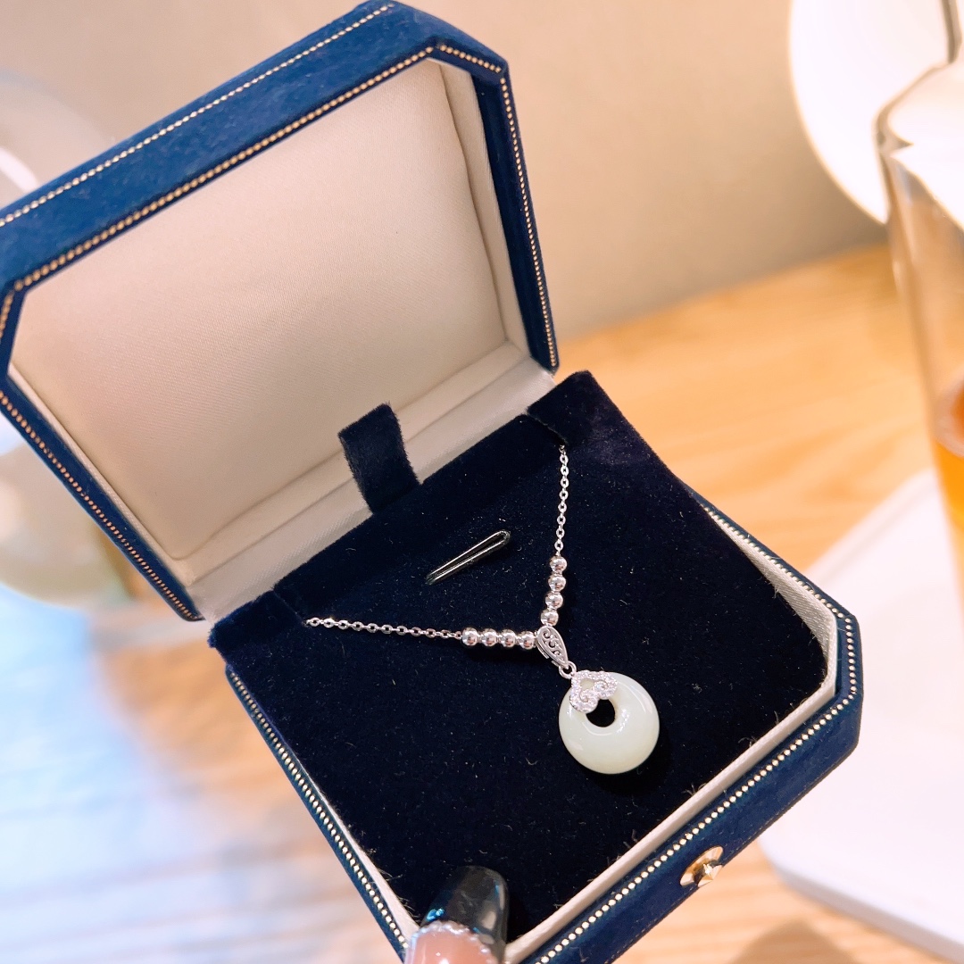 Low Allergy Silver Hetian Jade Necklace Ultra Minimal Bestie Gift Gold