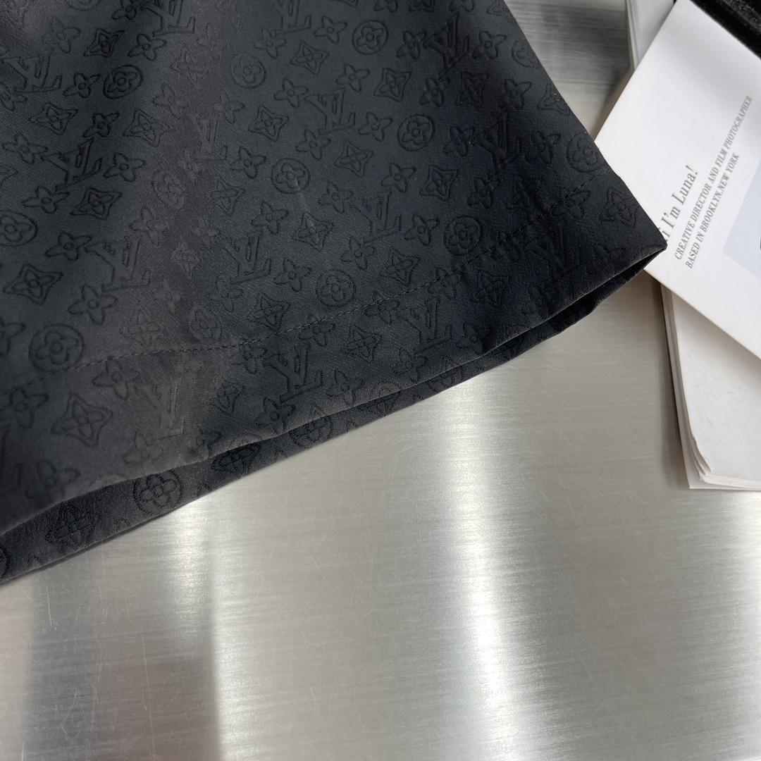Louis Vuitton Men's Silk Blend Mini Monogram Shirt - Modern Style 6 i1691140808 1456 2