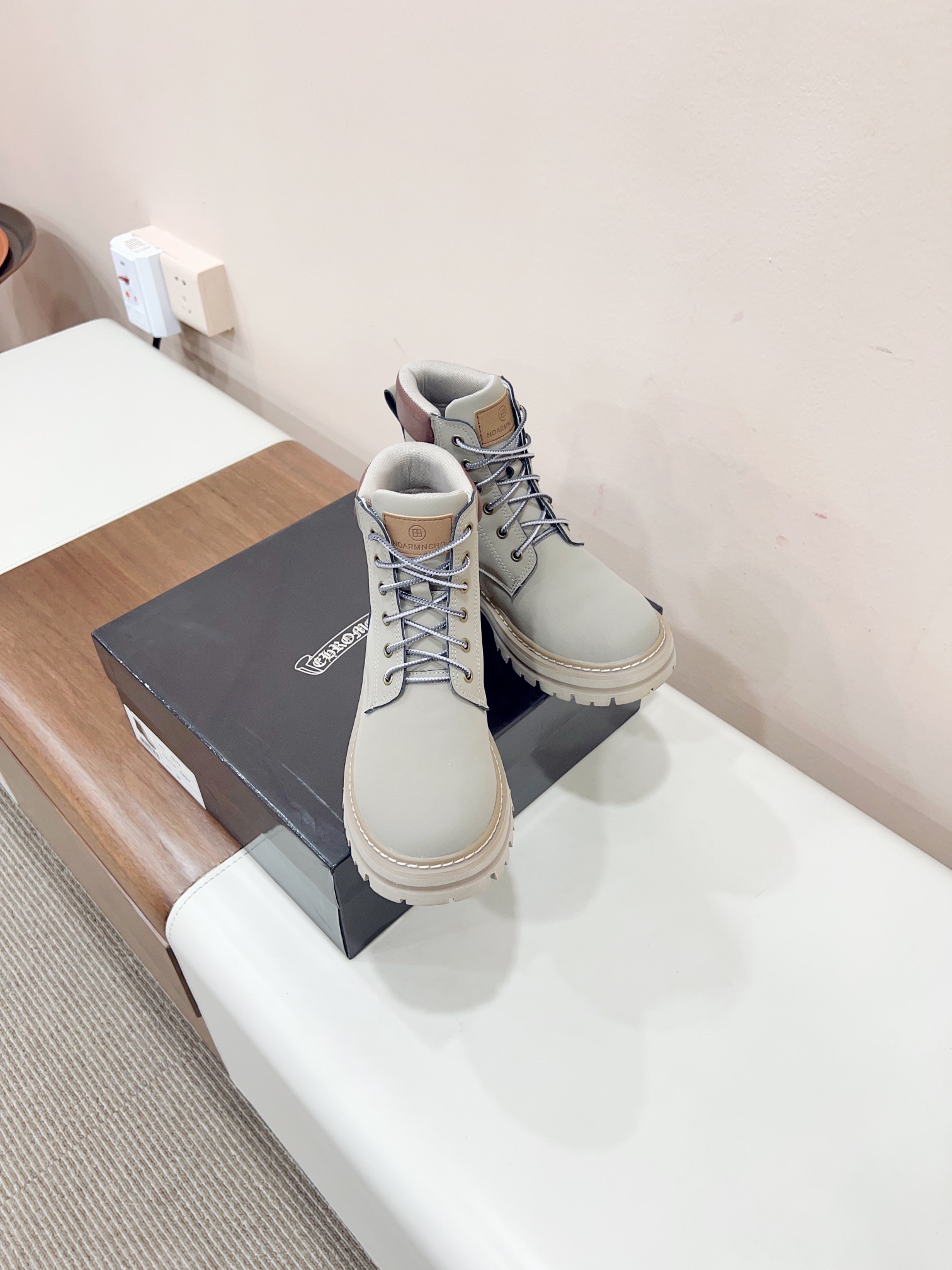 Chrome Hearts 2022 Crocodile Boots: Stylish and High Quality at Great Value - 图片 1